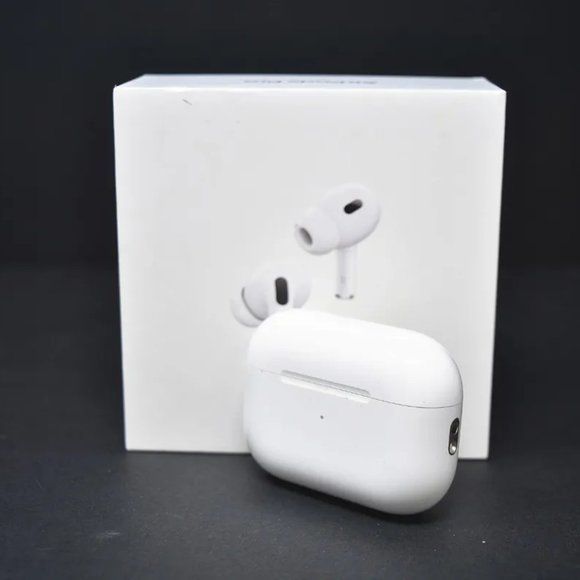 Apple AirPods Pro (2nd generation) with MagSafe Case (USB-C) Bluetooth  (White, True Wireless) with 1 year seller warranty